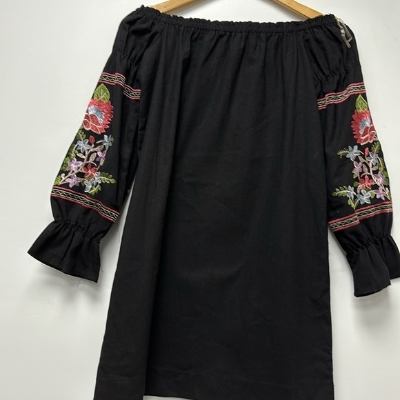 Rebellion Again Black Off The Shoulder Floral Embroidery size S - Picture 3 of 10